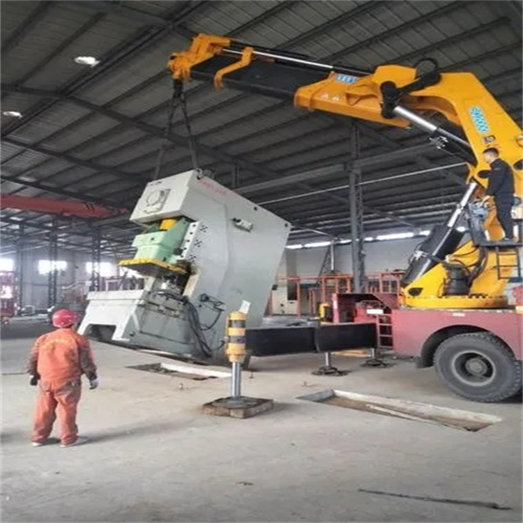 滁州南谯80吨折臂吊车出租附近电话